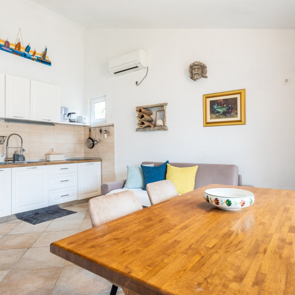 Kitchen, Seaview apartmani Prvan Komiža, Seaview Apartments Prvan by the sea with a view, Komiža, island of Vis Komiža