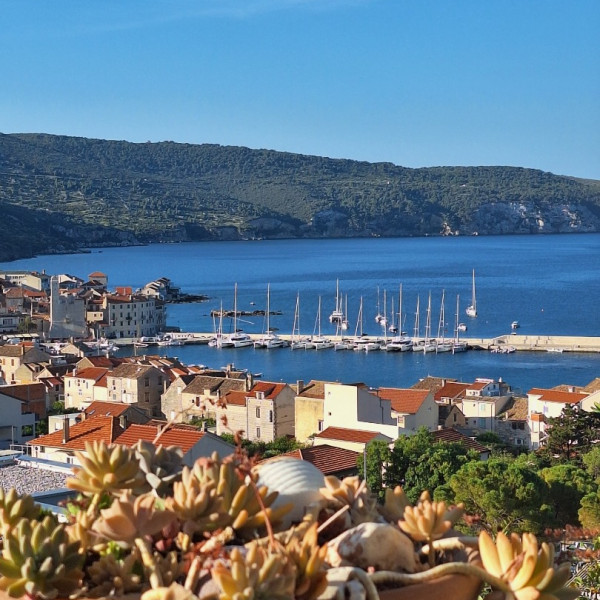 Dnevni boravak, Seaview apartmani Prvan Komiža, Seaview Apartmani Prvan uz more s pogledom, Komiža, otok Vis Komiža